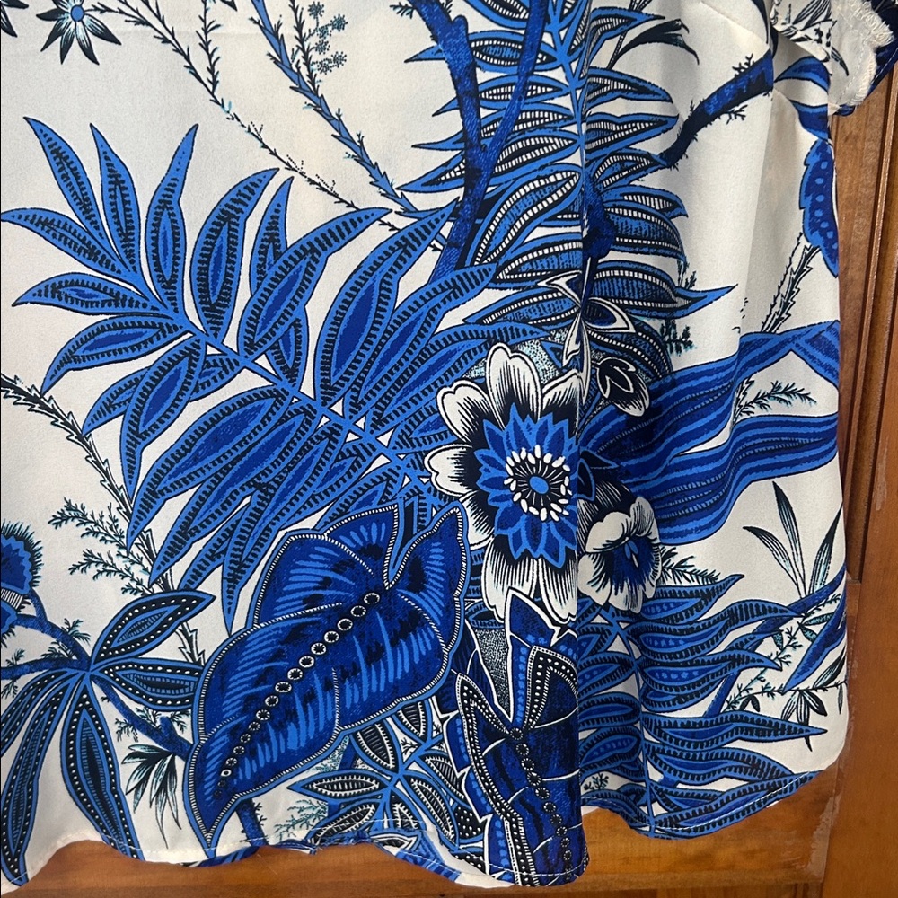 Premise Women’s Plus Floral Tropic Blouse - Picture 3 of 9